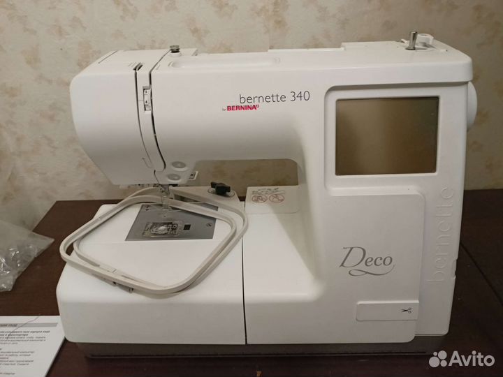 Вышивальная машинка bernette340