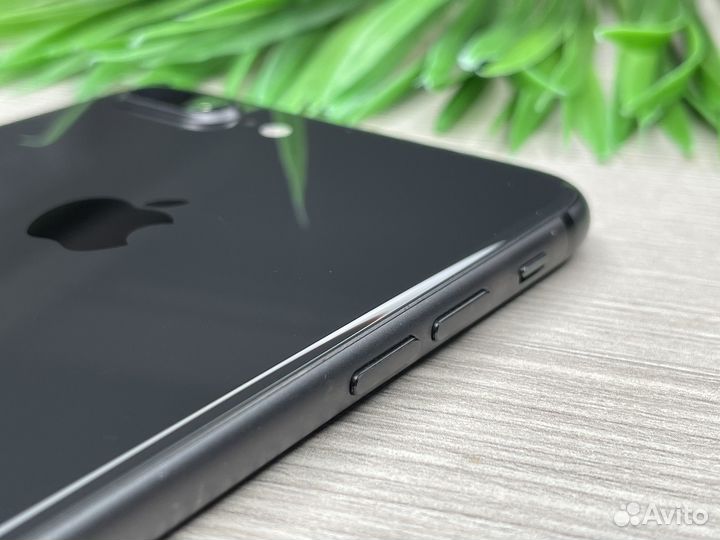 iPhone 8 Plus 256GB Black (околоидеал)