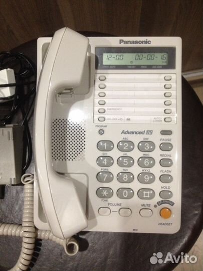 Телефон новый стационарный, 