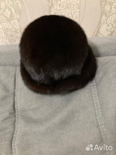 Норковая шапка новая 56 р, шкурки чернобурки