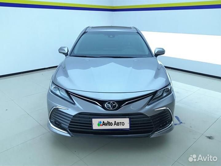 Toyota Camry 2.0 CVT, 2021, 22 700 км