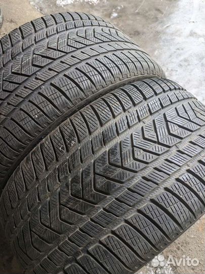 Pirelli Scorpion Winter 305/35 R21