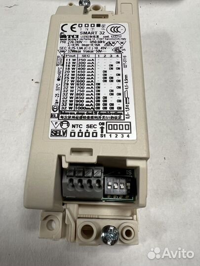 Блок для лед ленты 11-32w 250-1000mA