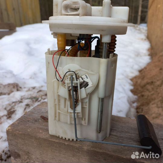 Бензонасос priora