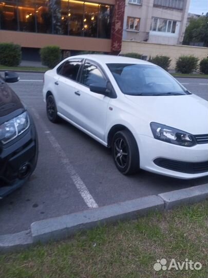 Volkswagen Polo 1.6 МТ, 2013, 290 000 км