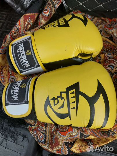 Боксерские перчатки 12 oz everlast