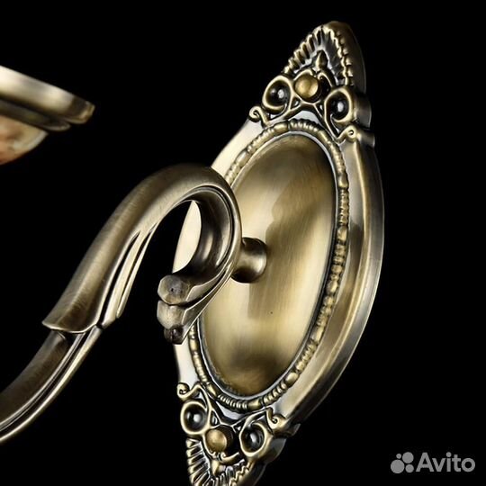 Бра настенный Maytoni в спальню