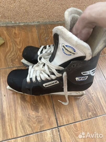 Коньки хоккейные бауер