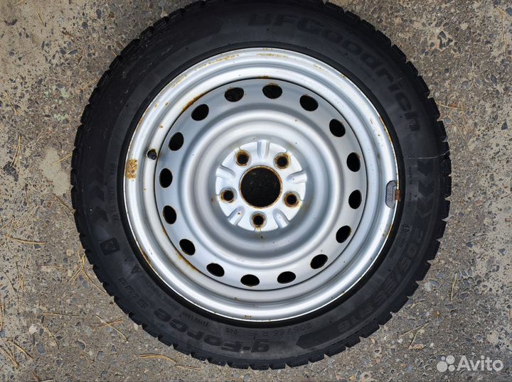 Bfgoodrich G-Force Stud 205/55 R16 94Q