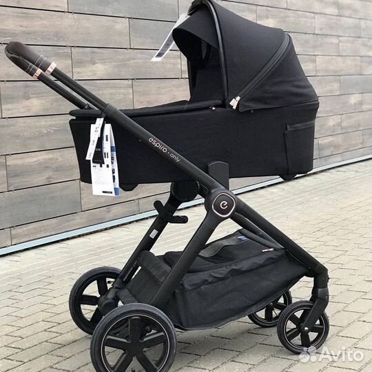 Espiro Only 2022 коляска с рождения черная