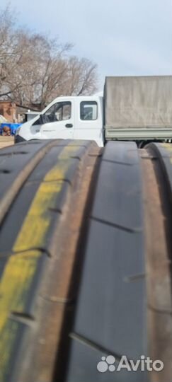 Pirelli P Zero PZ4 255/40 R20