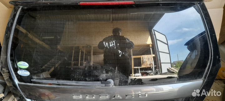 Стекло 5-й двери Субару Форестер сг5 2004г