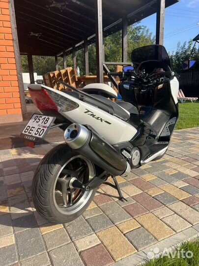 Yamaha T-MAX