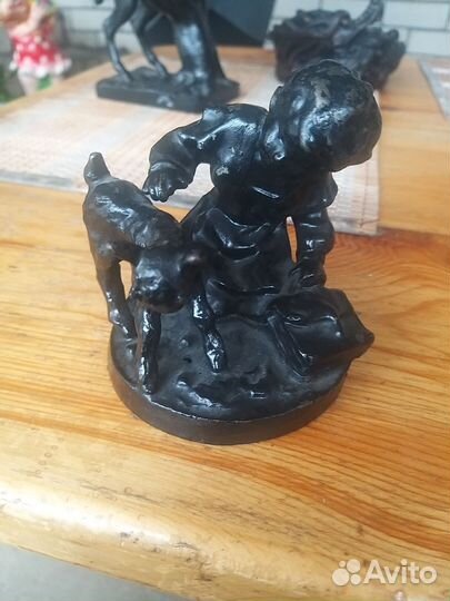 Девочка с козленком