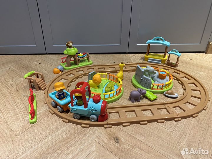 Игрушка железная дорога зоопарк