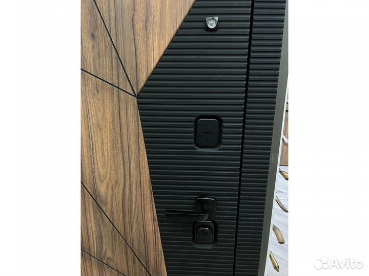 Входные металлические двери