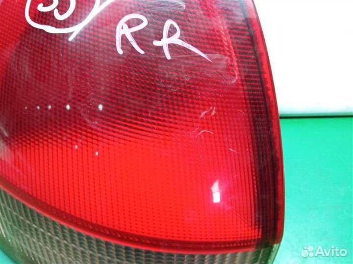 Стоп-сигнал задний левый Nissan Wingroad WFY11