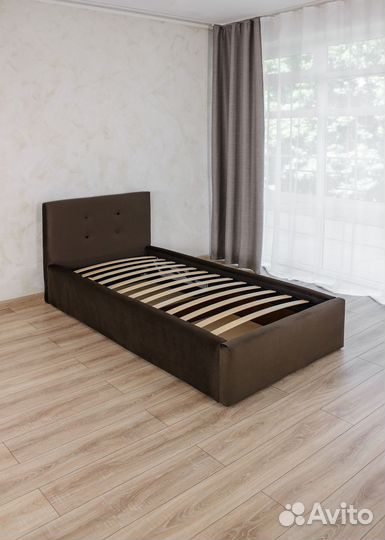 Кровать в велюре с матрасом 80х200