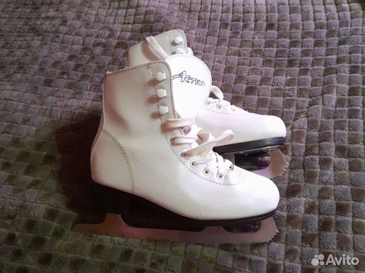 Коньки детские 35 размер