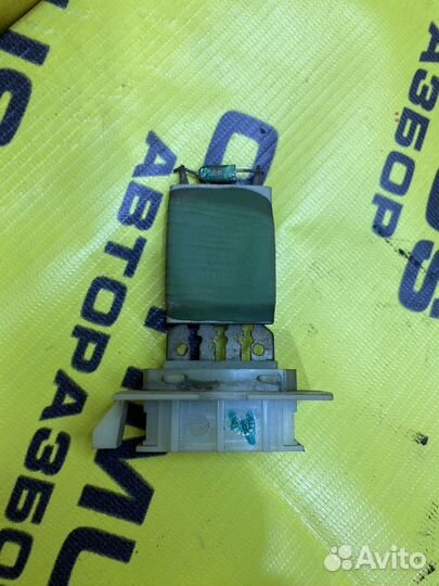 Резистор отопителя Skoda Octavia A5