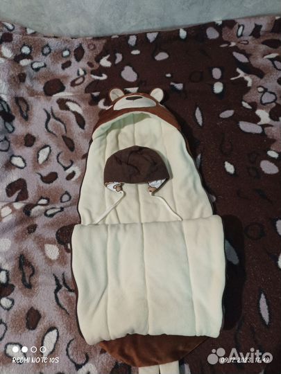 Конверт на выписку весенний