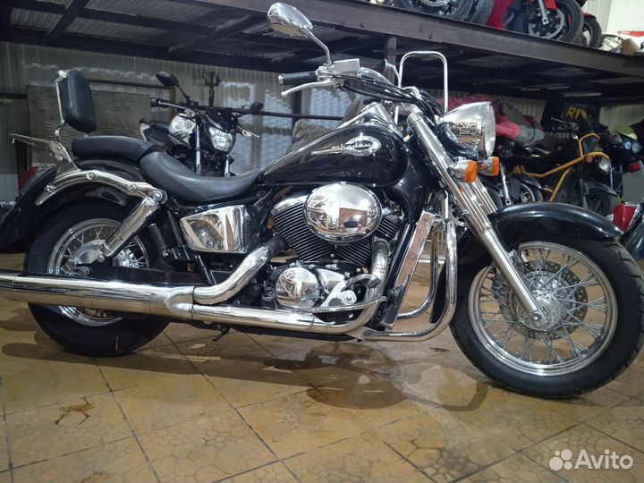 Honda VT750C Shadow