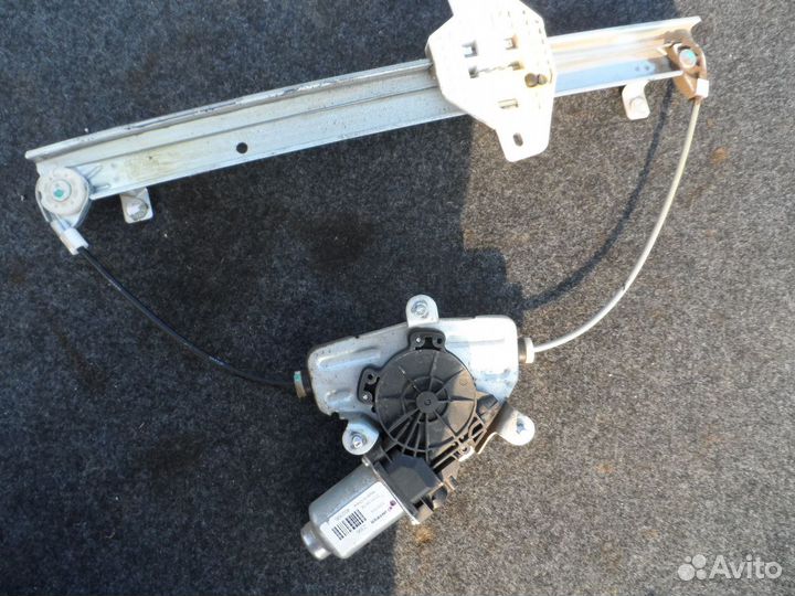 Стеклоподъемник Задний левый электро Kia Rio III