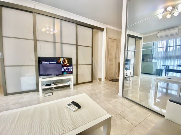 Квартира-студия, 42 м², 4/14 эт.