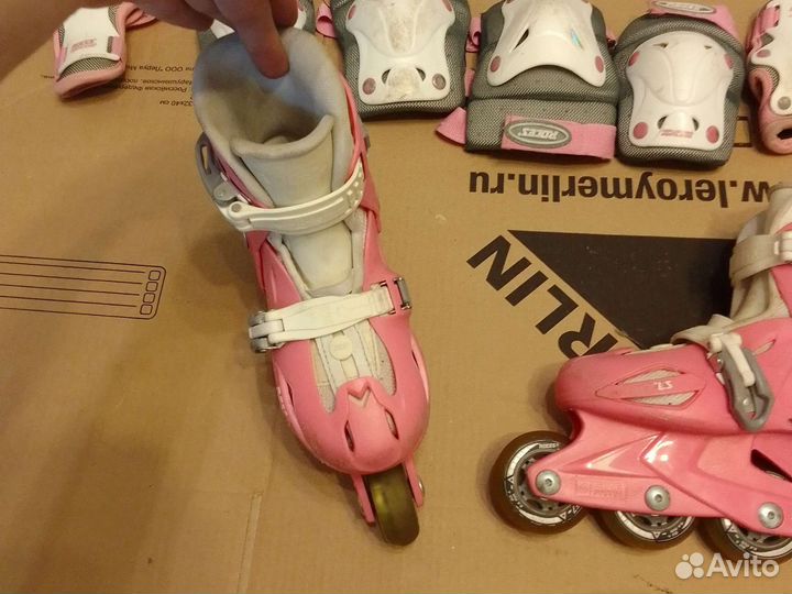 Роликовые коньки roces