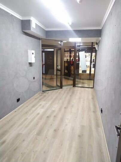 Офис/Салон или Магазин на Очаковцев в ТЦ, 18.3 м²