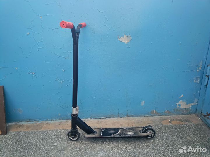 Трюковой самокат