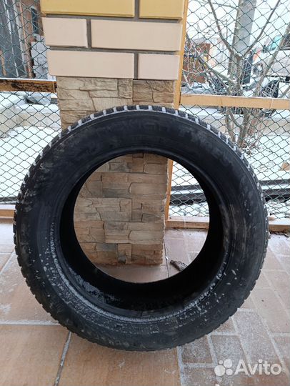 Nokian Tyres Hakkapeliitta 8 225/55 R17