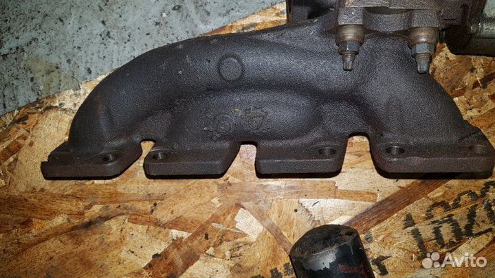 Коллектор выпускной Peugeot 3008 EP6CDT 2011