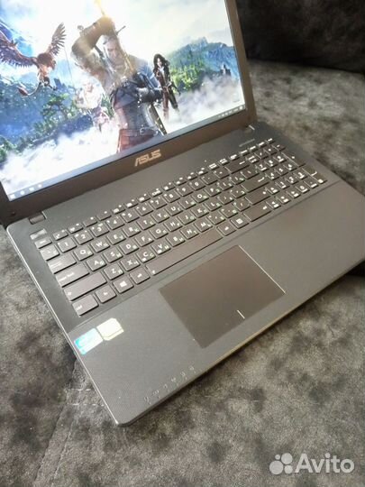 Ноутбук Asus