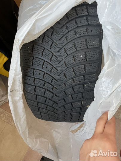 Michelin Latitude X-Ice 265/45 R20 и 295/40 R20 25J