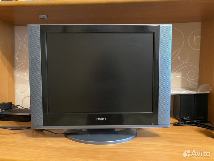 Телевизор ЖК Hitachi