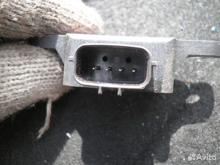 Датчик ускорения Mitsubishi Pajero Sport 2