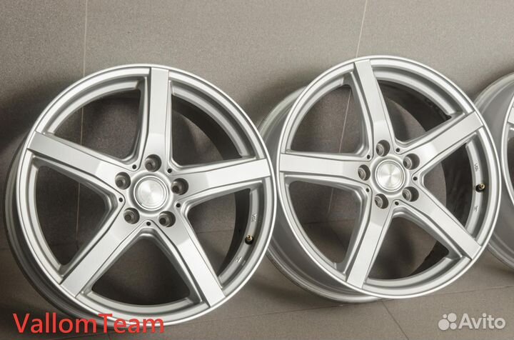 Лот UP30014150 Фирменные 18-е диски dunlop violent