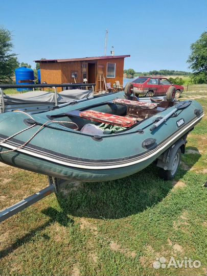 Надувная лодка с мотором, прицеп, эхолот