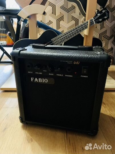 Электрогитара + Комбоусилитель (комплект)