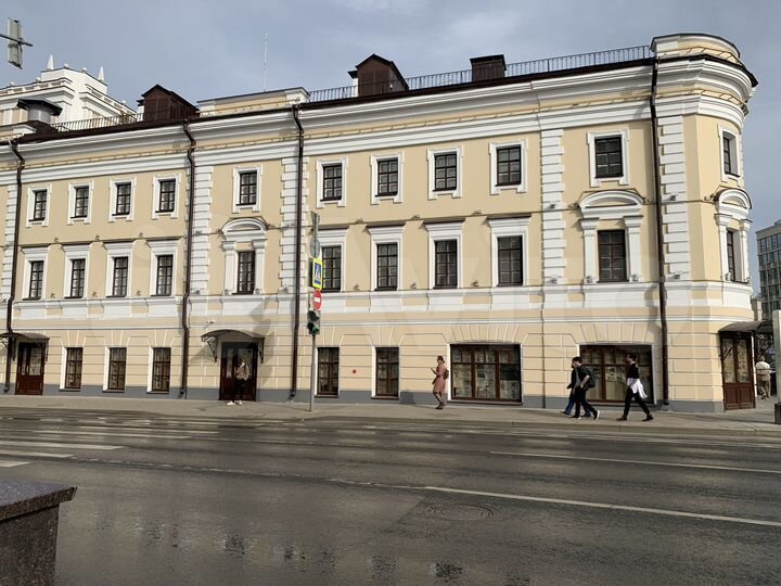 Под кафе 77м Мощная локация