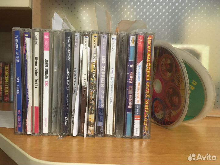 Компакт диски CD MP3 DVD