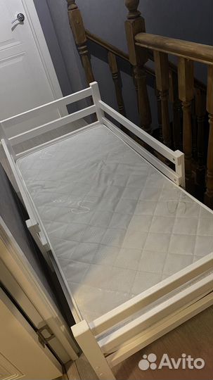 Детская кровать 140х70 с матрасом