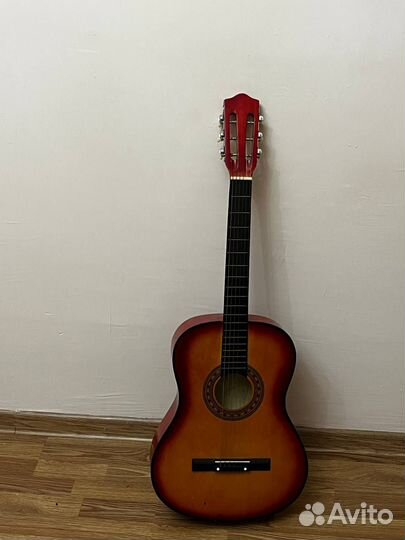 Акустическая гитара