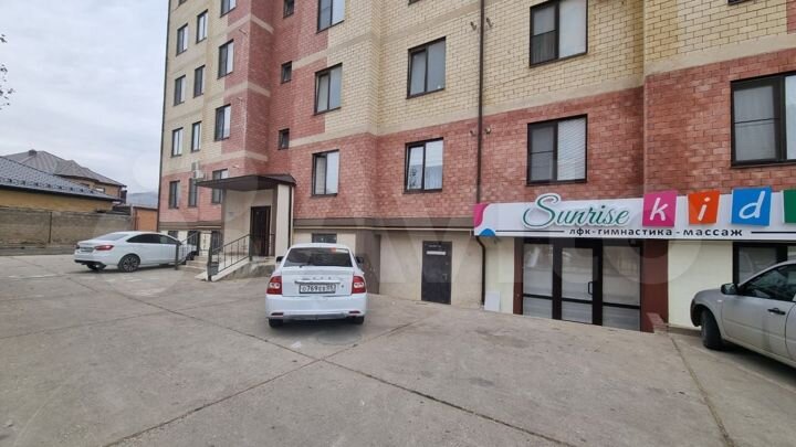 2-к. квартира, 79 м², 1/5 эт.