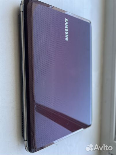 Ноутбук samsung R528