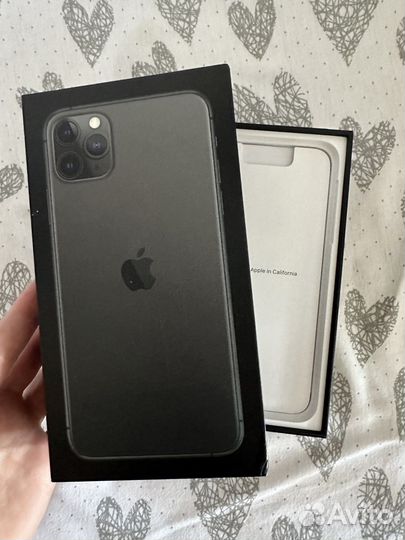Коробка от iPhone 11 pro max