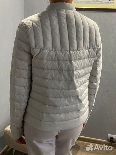 Пуховик женский облегченный