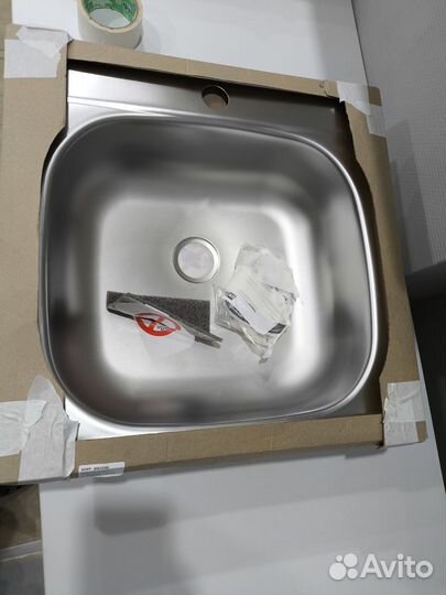 Раковина врезная