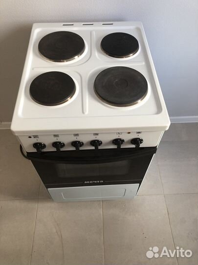 Плита электрическая с духовкой 